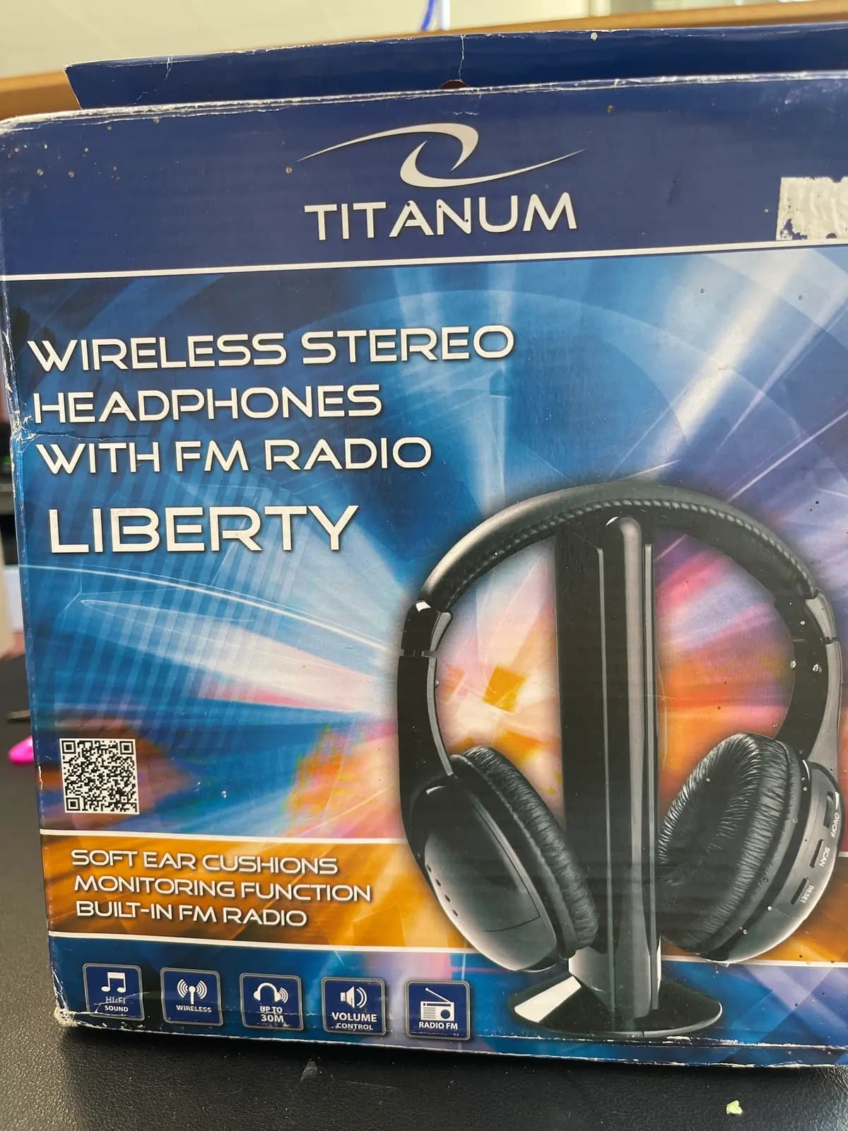 Belaidės Ausinės su FM Radijo Imtuvu Esperanza TITANUM TH110 LIBERTY